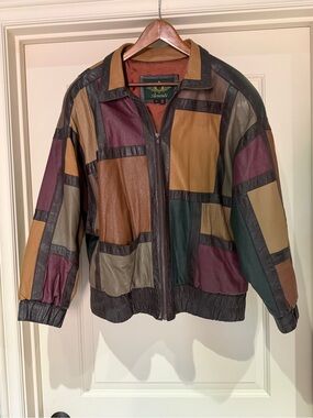 Avanti Colorblock Leather Bomber Jacket in Brown, Burgundy & Tan